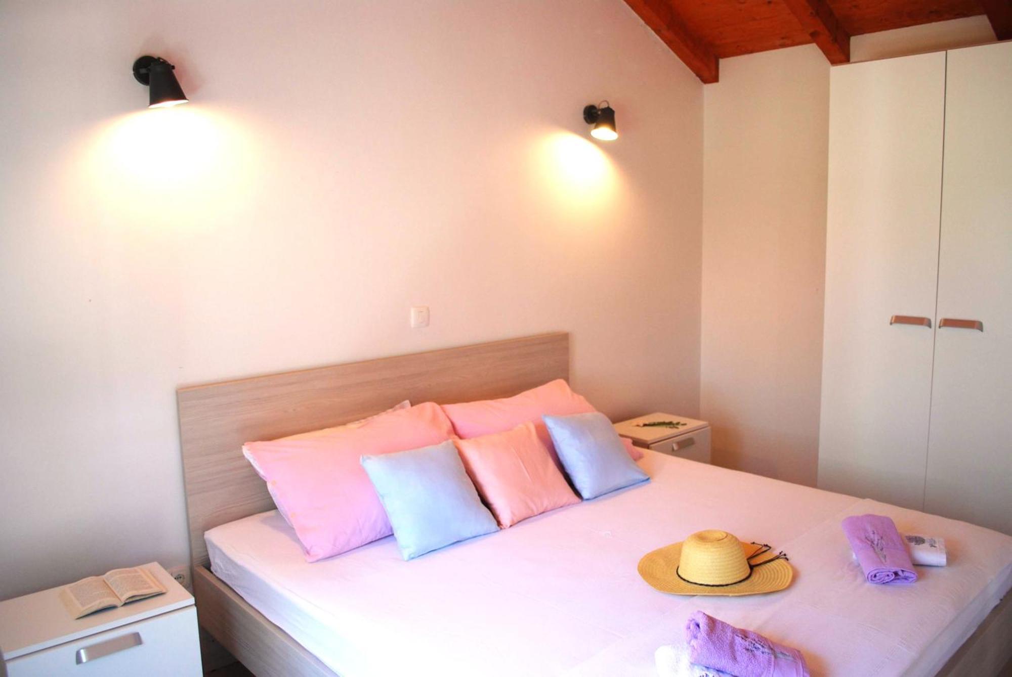 Račišće Vineyard House & Olive Grove Houseヴィラ エクステリア 写真