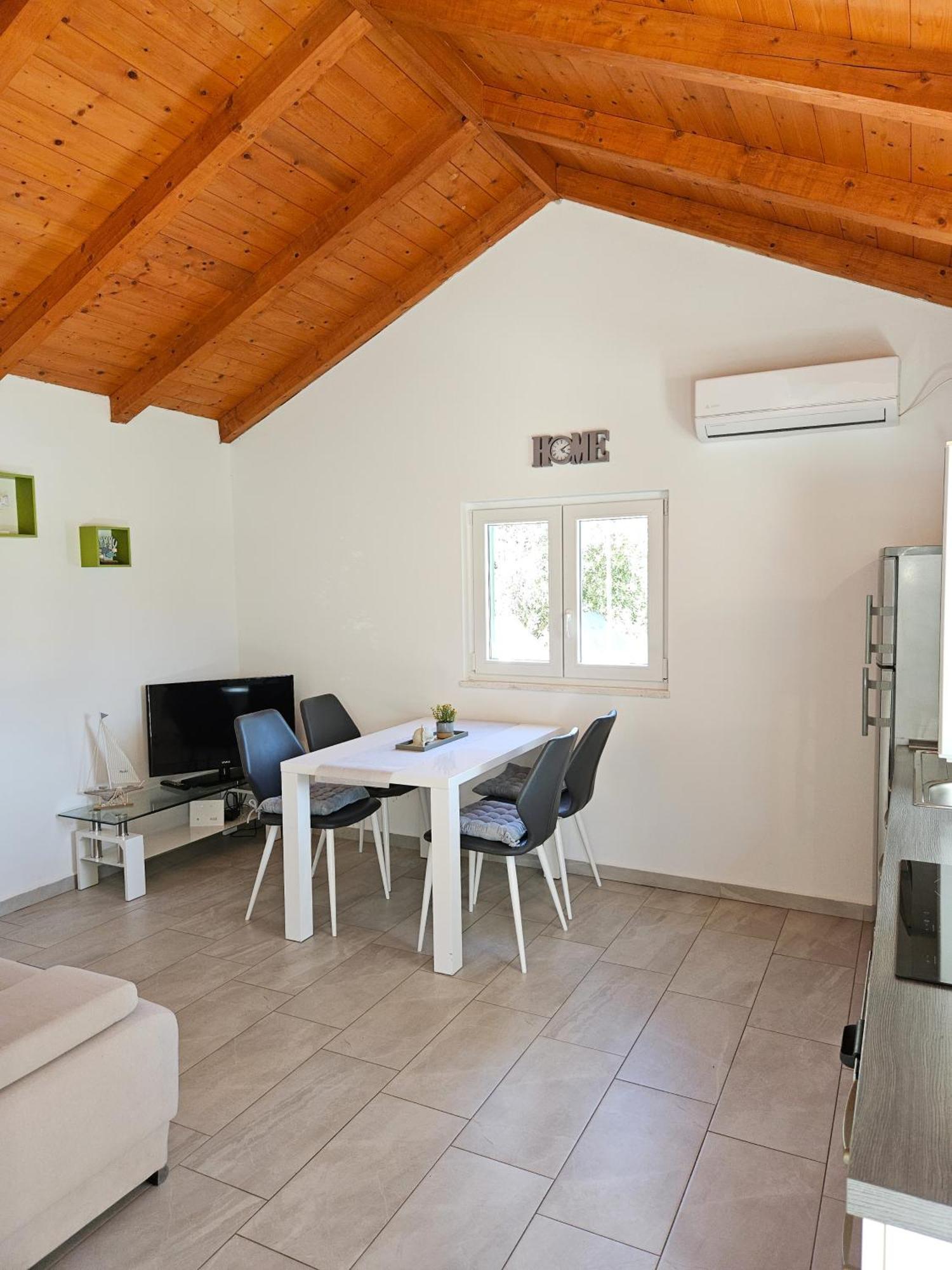 Račišće Vineyard House & Olive Grove Houseヴィラ エクステリア 写真
